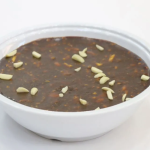 Almasia with honey and safran sweet